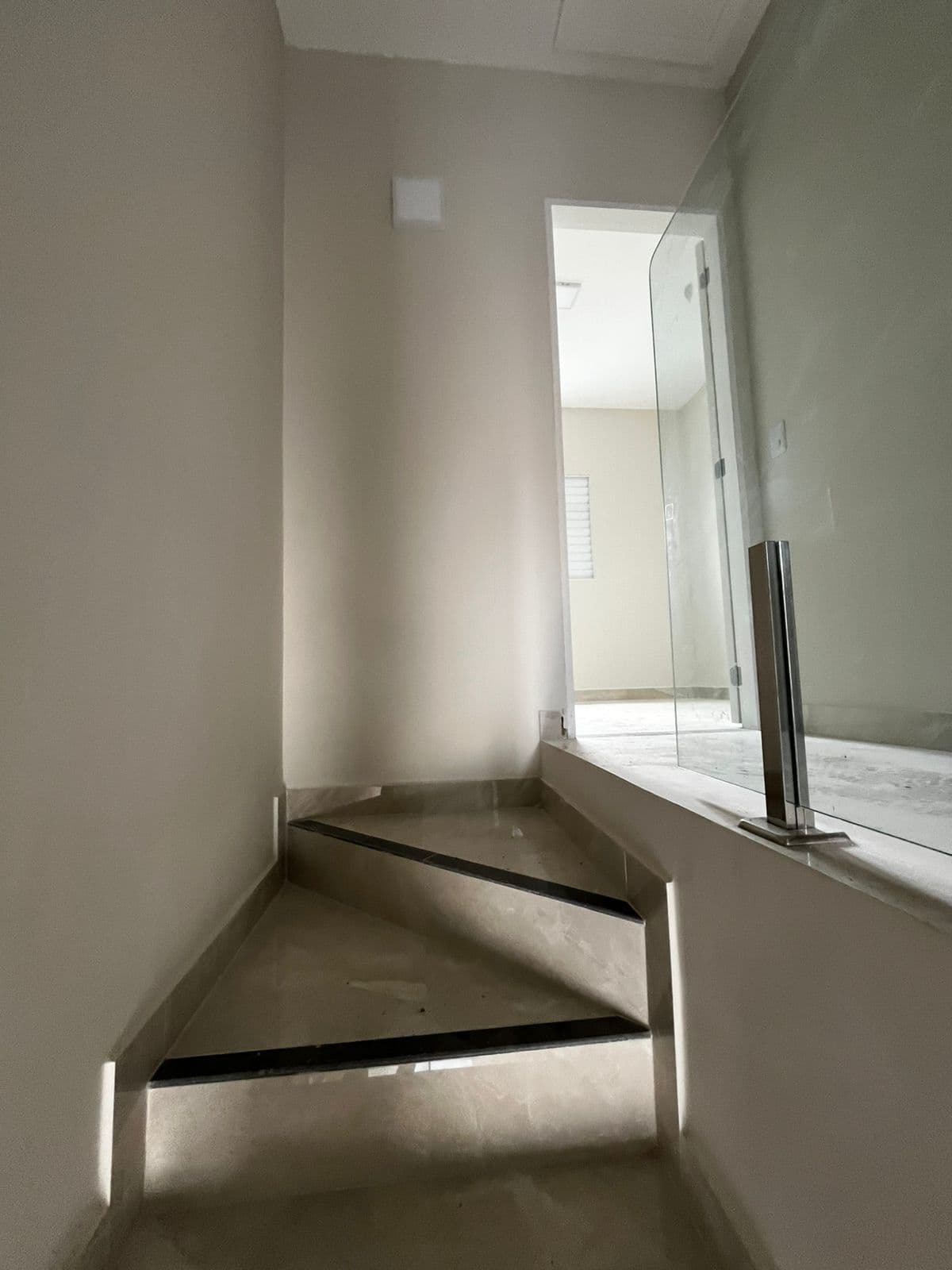 Sobrado Novo em condomínio à venda no Parque Aliança, Ribeirão Pires